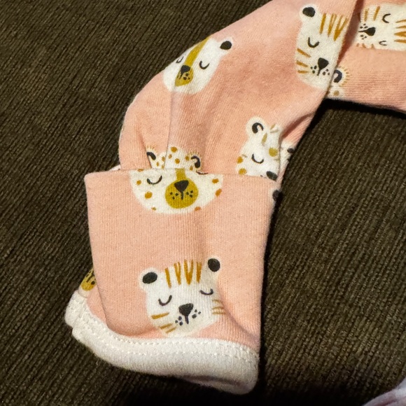 E=mc2 Magnetic Leopard Footie - Picture 3 of 6